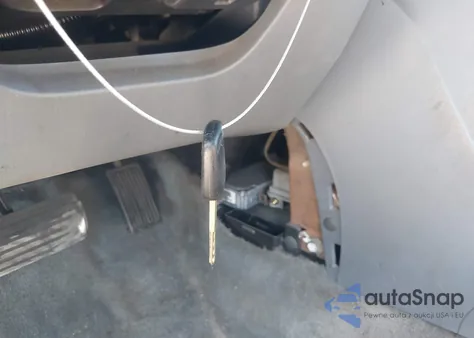 2005 Honda Accord 2.4 Lx из США, поврежденный, VIN 3HGCM564X5G701335